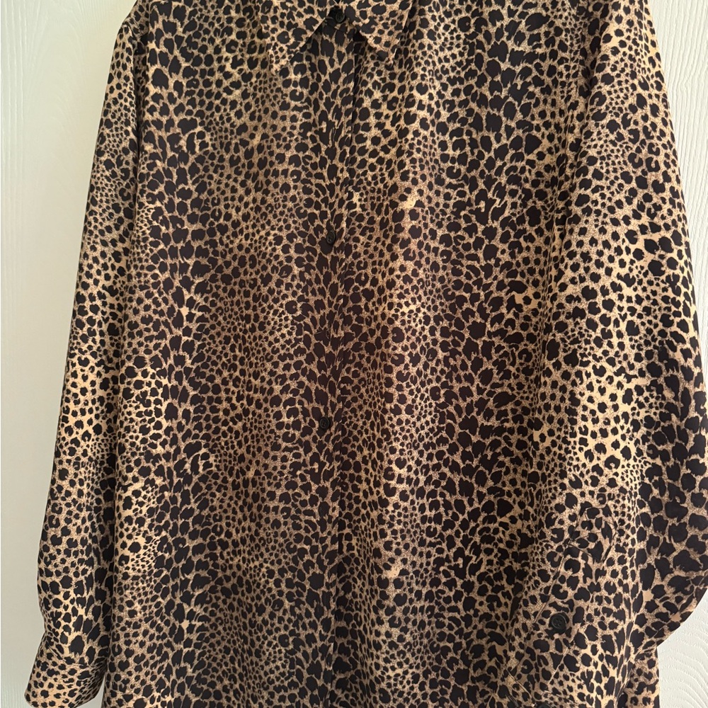 Liz Claiborne Designer Blouse Classic Leopard
